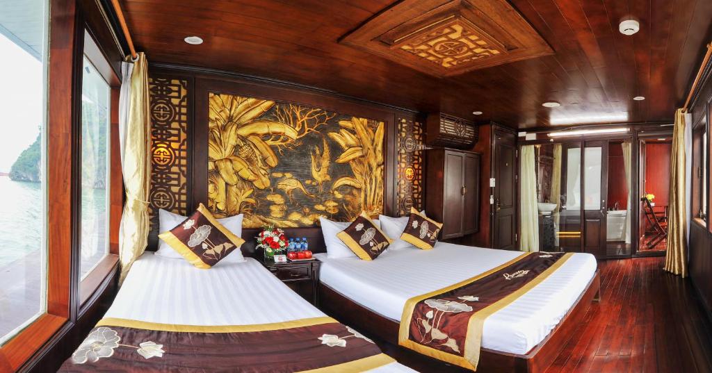 Suite Có Giường Cỡ King Và Bồn Tắm Spa