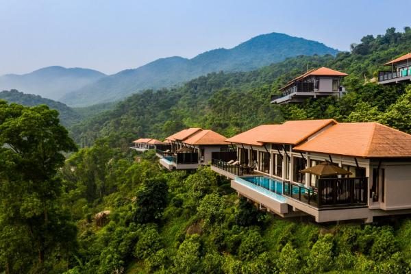 Three-bedroom Seaview Hillside Villa with Heated Pool
