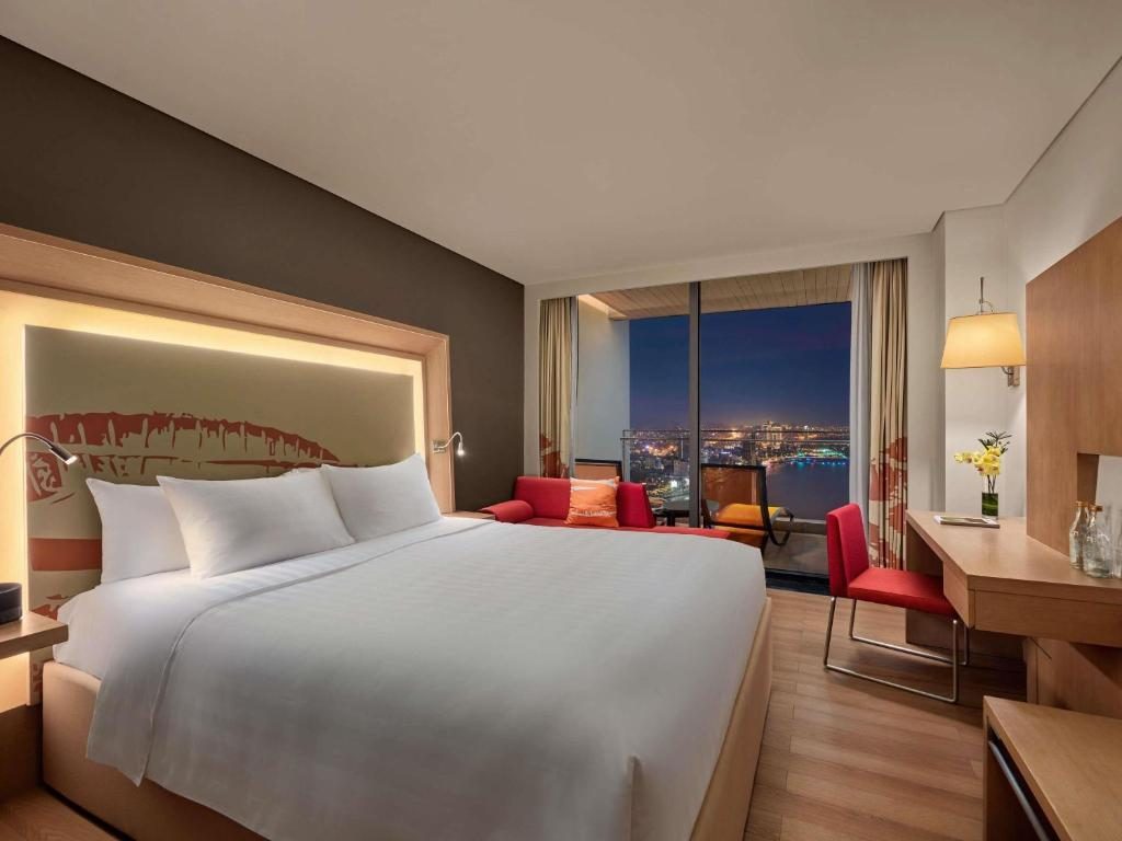 Superior River View King Room with Balcony