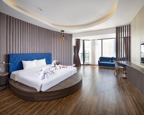 Căn Hộ Nhìn Ra Thành Phố