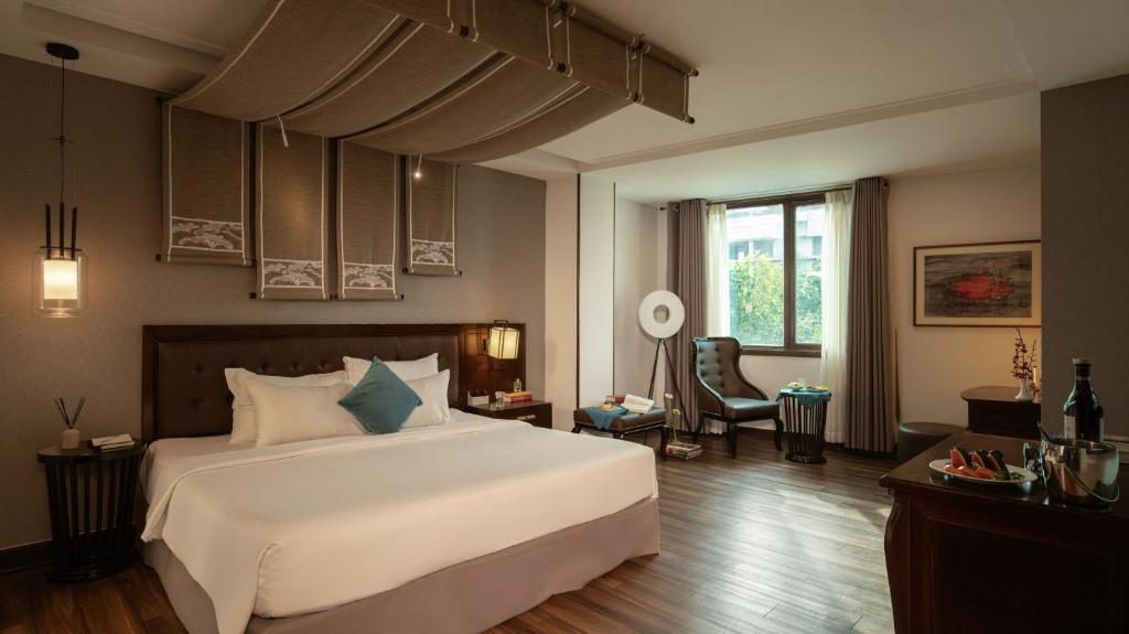 Odys Premium Double (Daily free Minibar & (1) time Afternoon Tea)