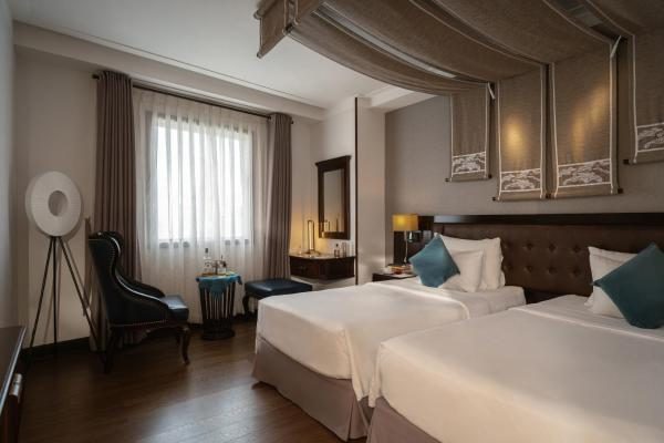 Deluxe Twin Room (Daily free Minibar & (1) time Afternoon Tea)