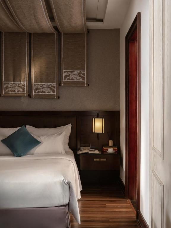 Connecting Room (Daily free Minibar & (1) time Afternoon Tea)