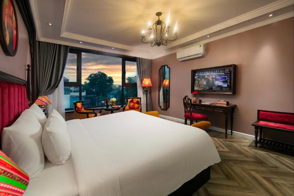 Suite Premier Nhìn Ra Thành Phố