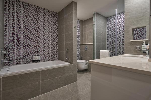 One-Bedroom Suite Pool View