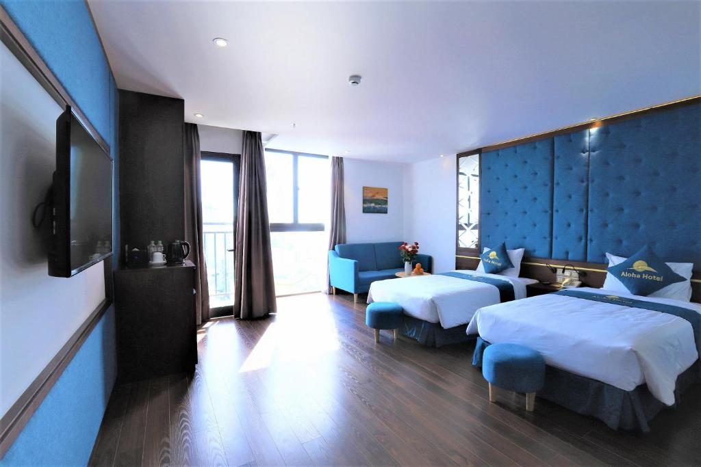 Phòng 3 Người Nhìn Ra Thành Phố