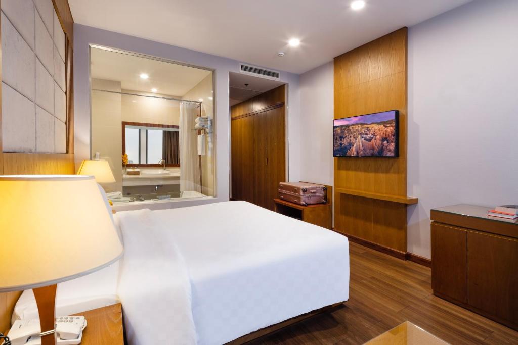 Phòng Executive Giường Đôi Nhìn Ra Thành Phố Và Trà Chiều Hằng Ngày