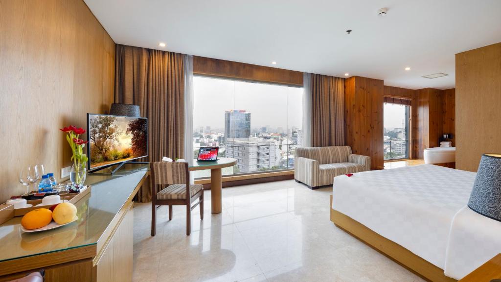 Suite Panorama với tầm nhìn ra thành phố và trà chiều hàng ngày
