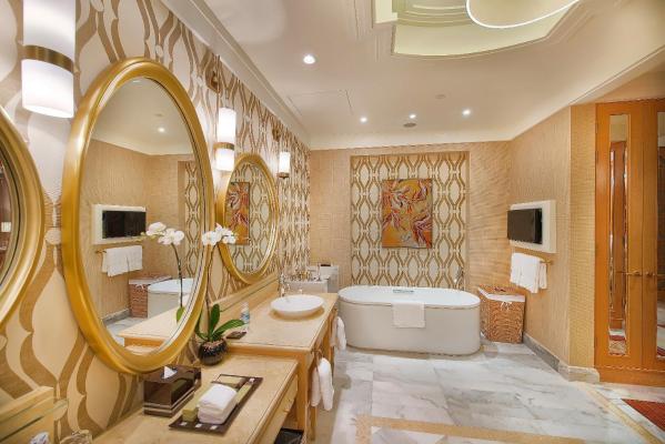 Suite 1 Phòng Ngủ Có Giường Cỡ King Nhìn Ra Sân Golf – Hút Thuốc
