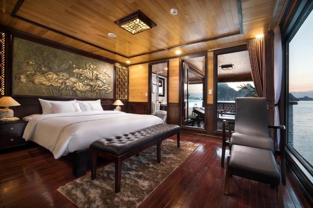 2nd Deck – Executive Suite Double/Twin with private terrace 2 days 1 night