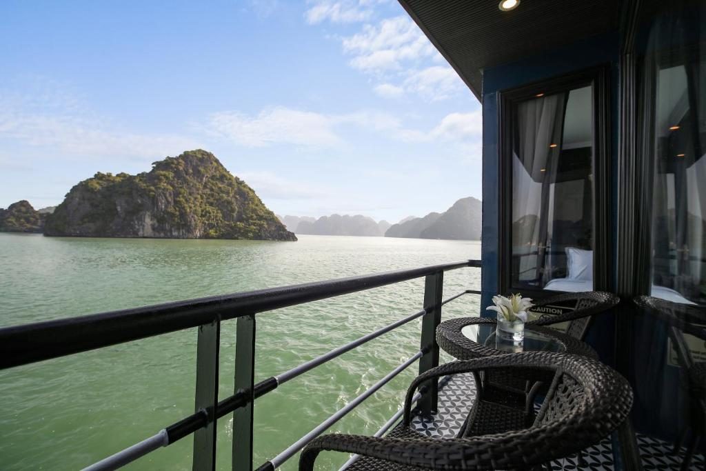Honeymoon Suite Ocean View With Private Terrace