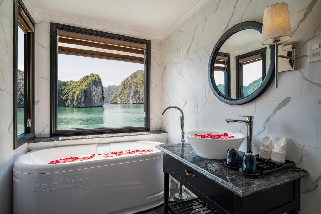 Triple Suite Ocean View with Private Balcony