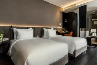 Premier Twin Room – High Floor