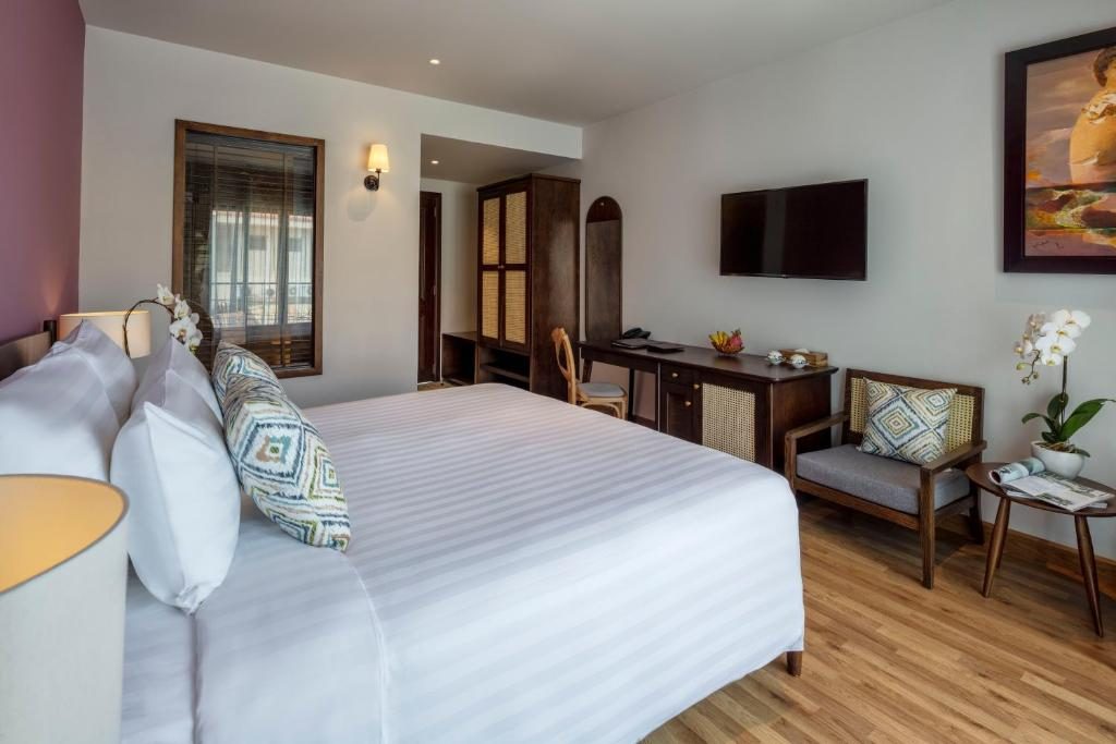 Phòng Deluxe Có Giường Cỡ King, Ban Công và Nhìn Ra Thành Phố