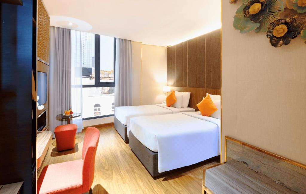 Premier with Window – Free Mini Bar and Afternoon Tea