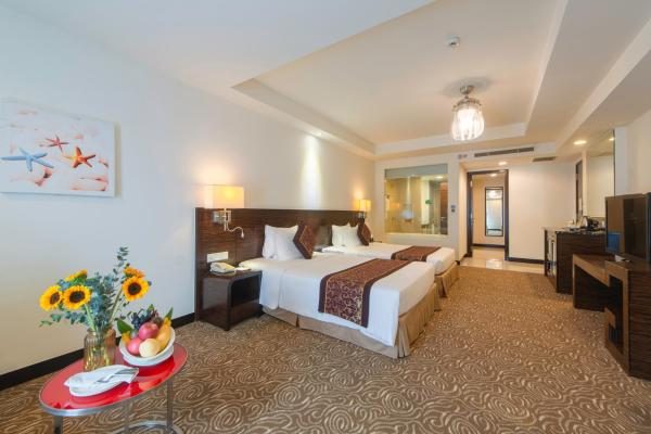 Phòng Deluxe 2 Giường đơn Nhìn ra Thành phố