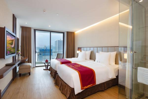 Phòng Grand Deluxe Nhìn Một Phần Ra Biển