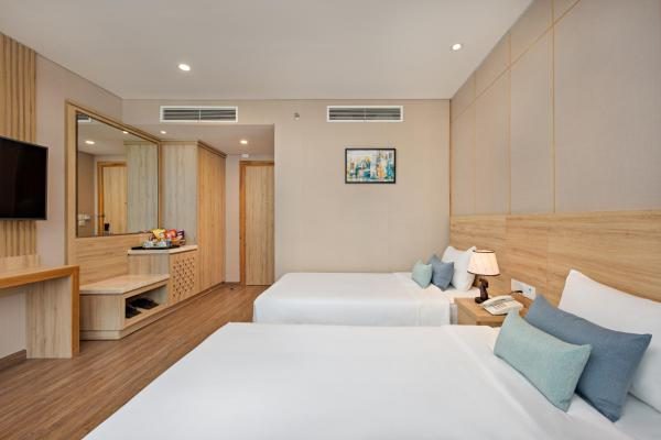 Phòng Deluxe 2 Giường Đơn Nhìn Ra Thành Phố