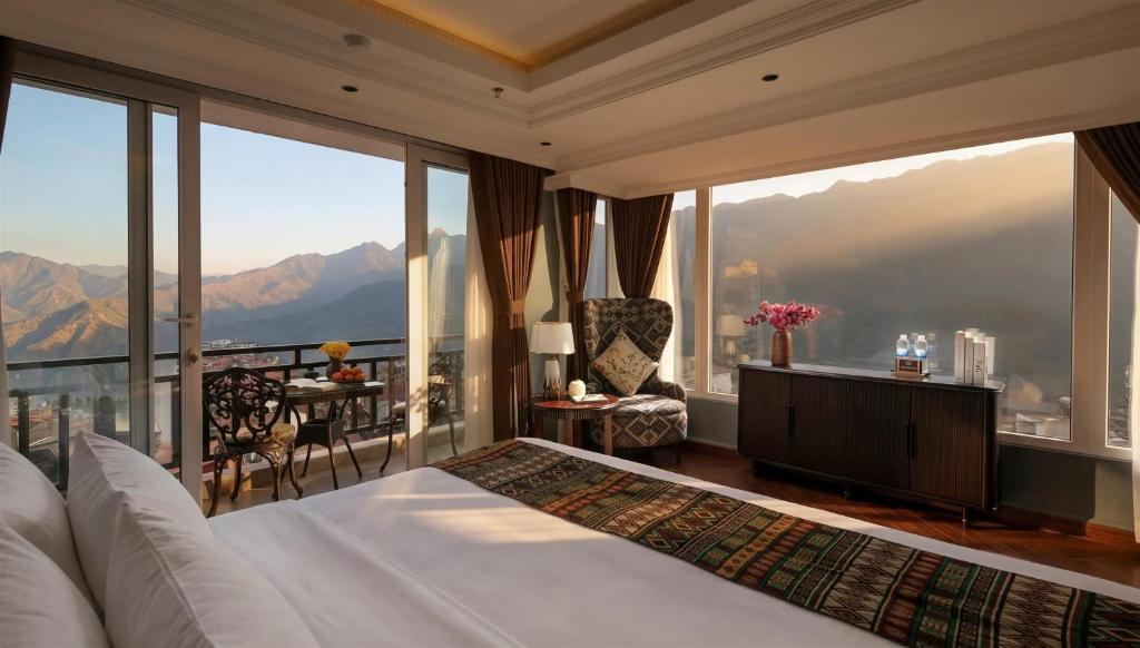 Horizon View Room with Balcony (Corner room)