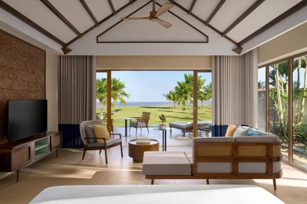 One-Bedroom Villa with Beachfront and Outdoor Private Pool