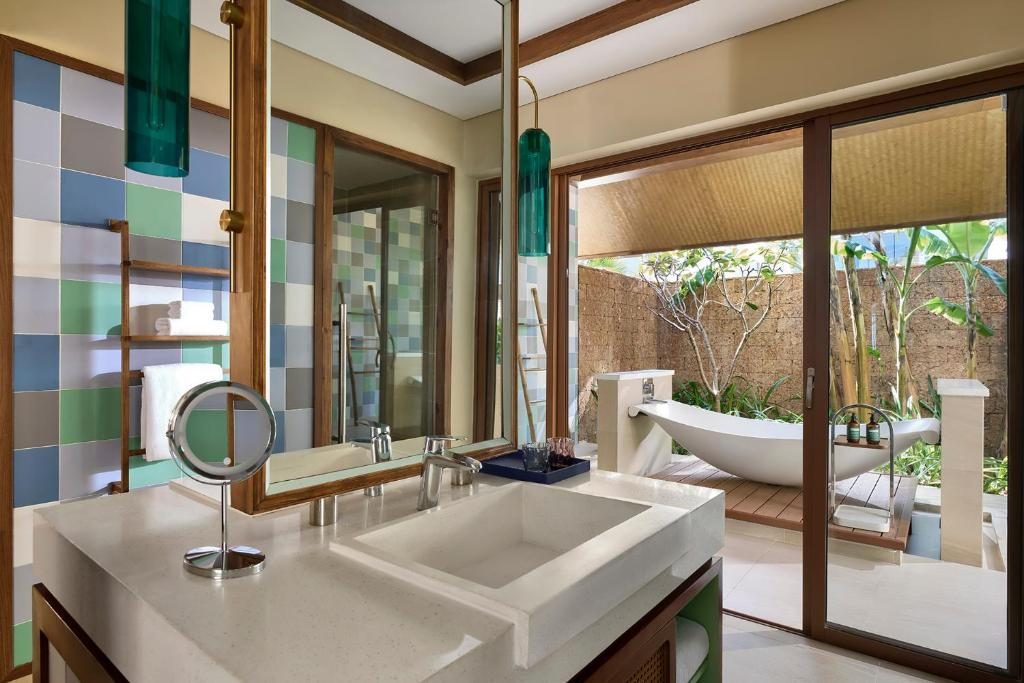 Two-Bedroom Villa with Dining and Outdoor Private Pool
