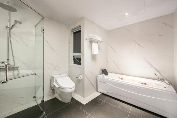 Suite Có Giường Cỡ King