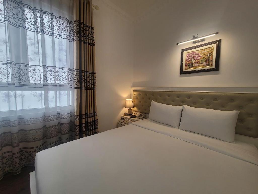 Phòng Deluxe Giường Đôi