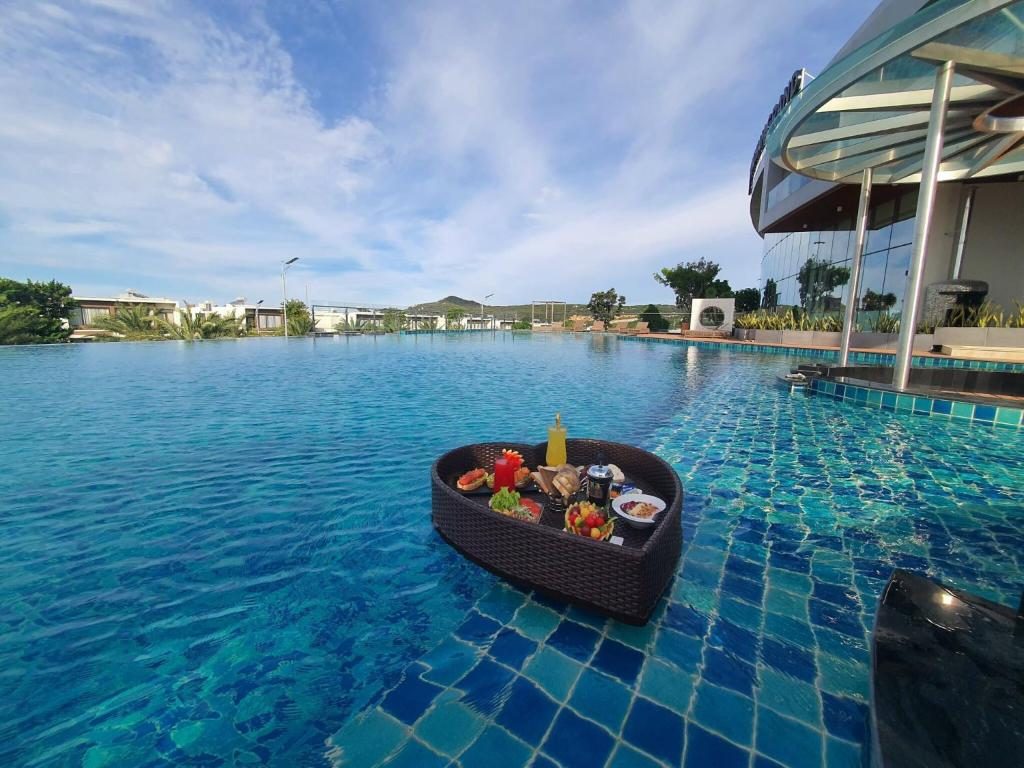Three-Bedroom Duplex Garden Pool Villa