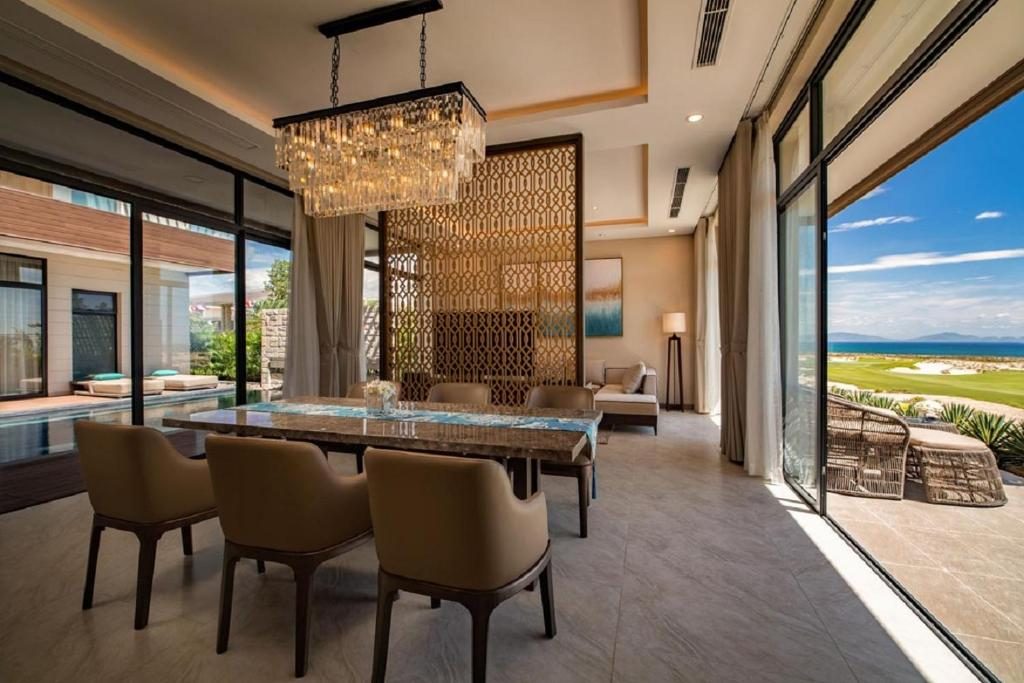 Four-Bedroom Duplex Pool Villa with Golf View