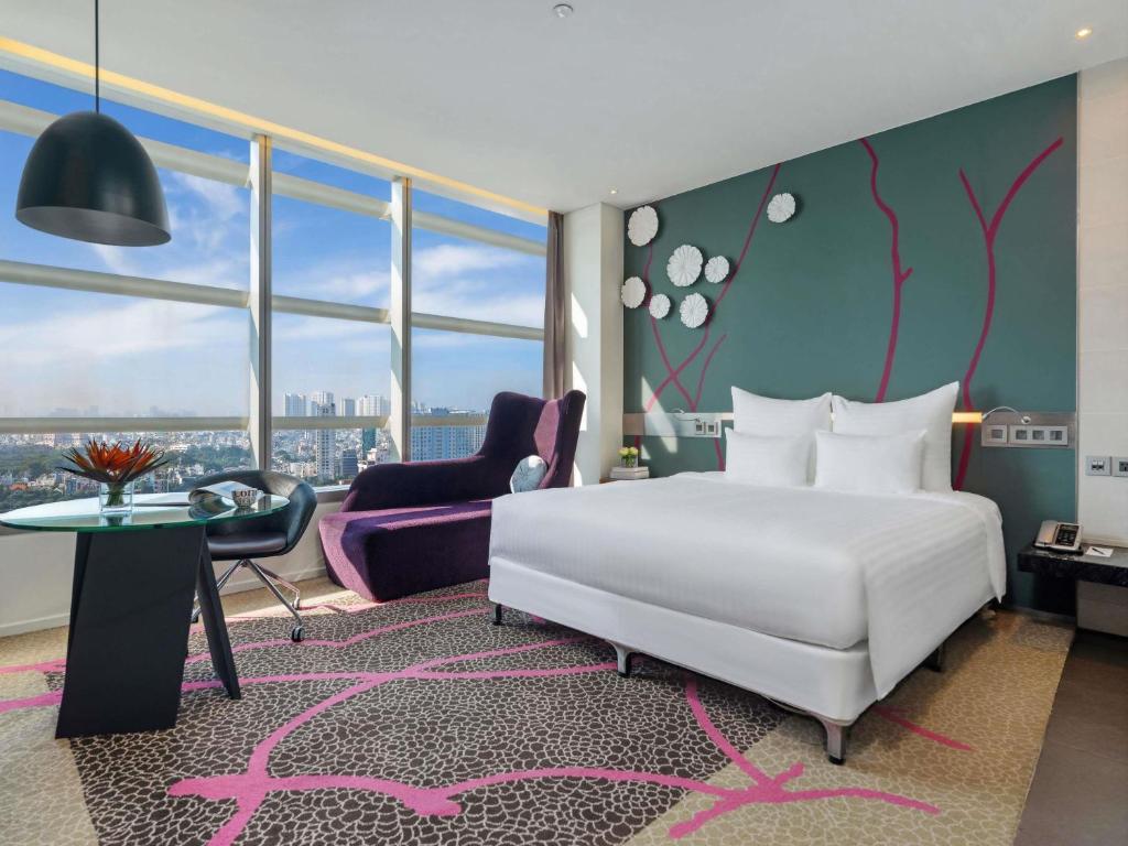 Phòng Executive có giường cỡ King với quyền lui tới Executive Lounge