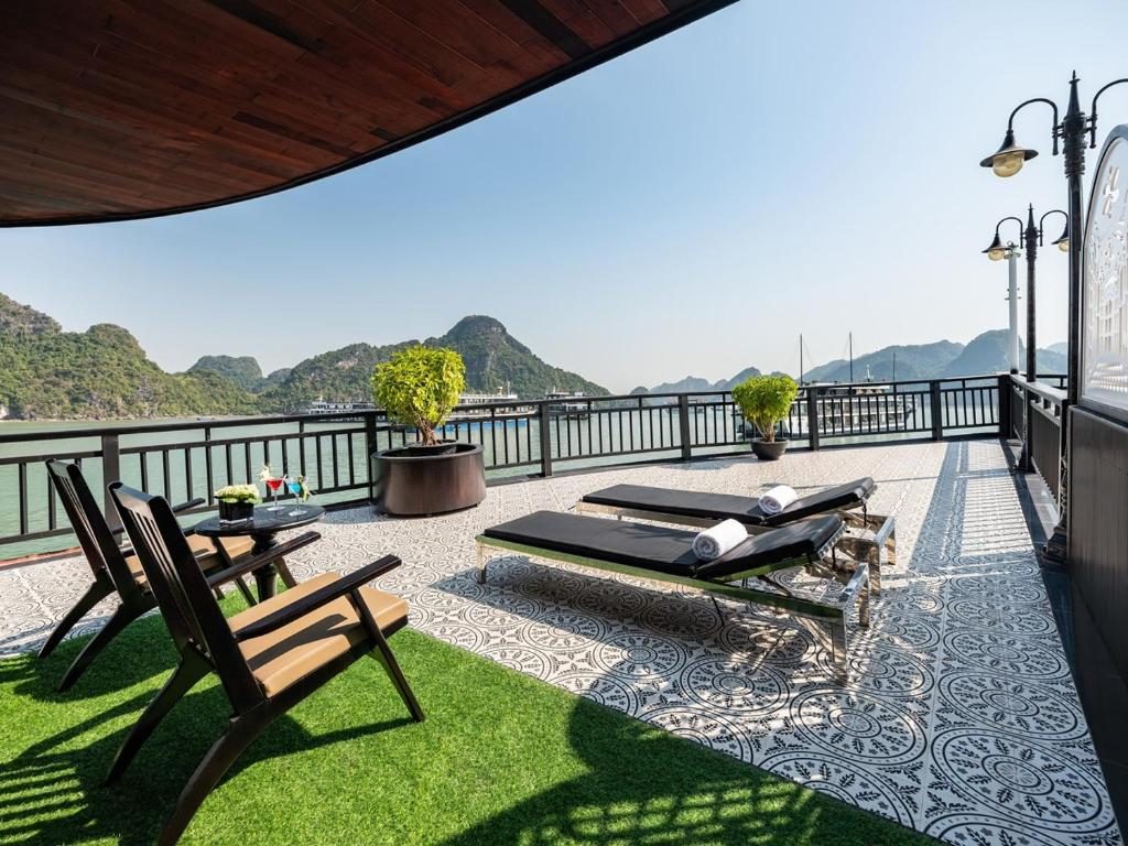 Suite Hạng Tổng Thống Với Sân Hiên Riêng