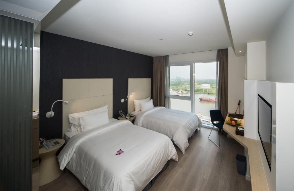 Phòng Premier Đôi hoặc 2 Giường đơn nhìn ra Sông