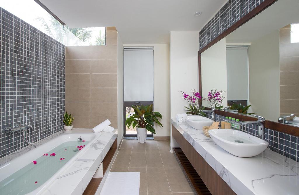 Biệt Thự 3 Phòng Ngủ Hướng Biển Có Hồ Bơi Riêng