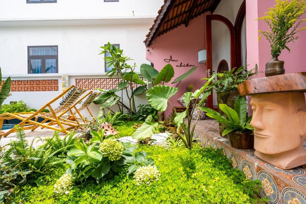 Biệt Thự Có Hồ Bơi Riêng
