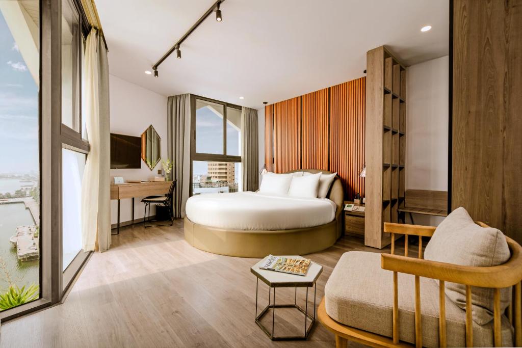 Ưu Đãi Đặc Biệt – Phòng Deluxe Giường Đôi Nhìn Ra Sông