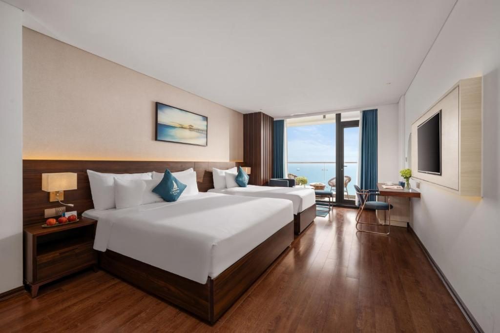 Grand Triple Suite with Ocean View