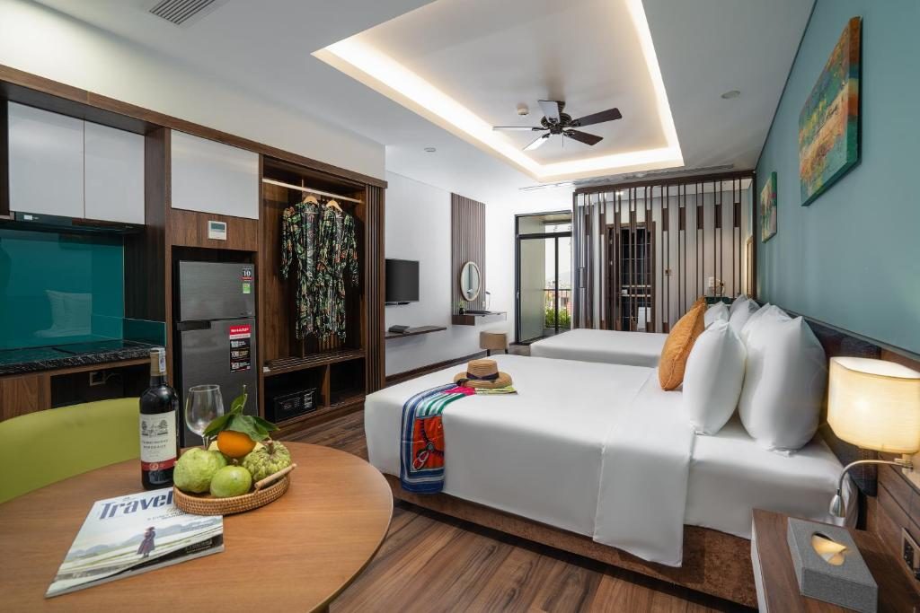 Phòng Studio Executive Có Ban Công Nhìn Ra Thành Phố