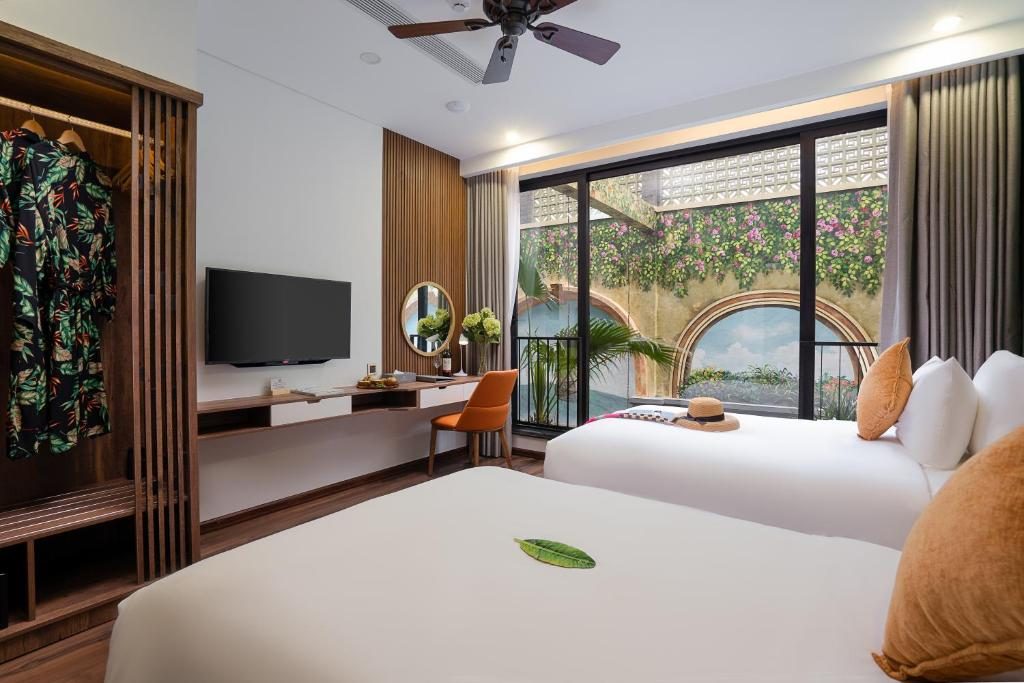 Phòng Deluxe 2 Giường Đơn Nhìn Ra Hồ Bơi