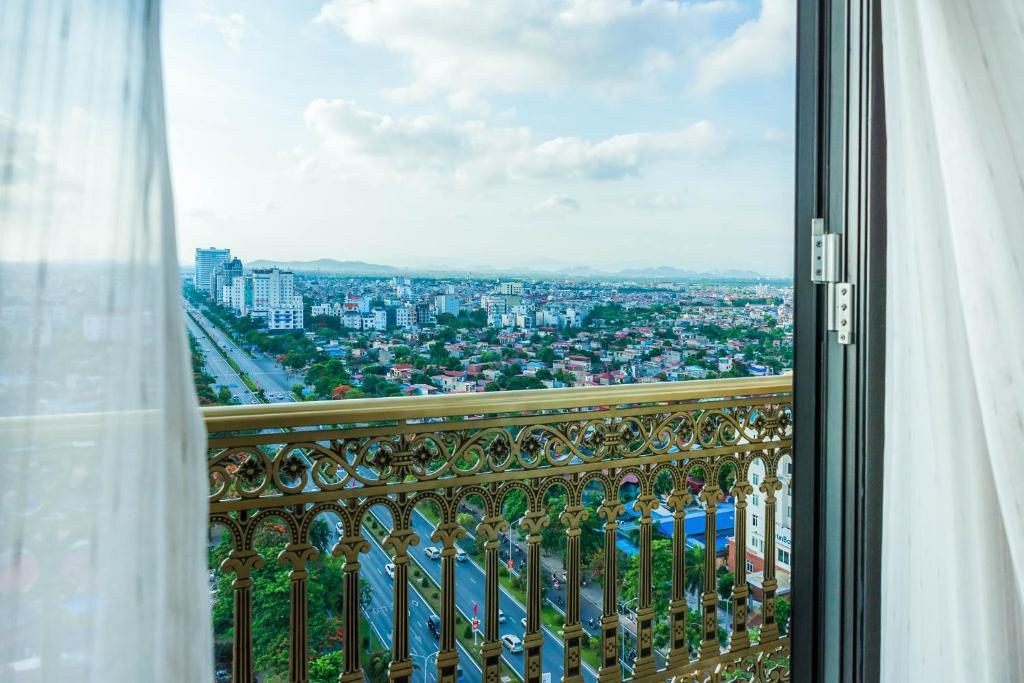 Suite Nhìn Ra Thành Phố
