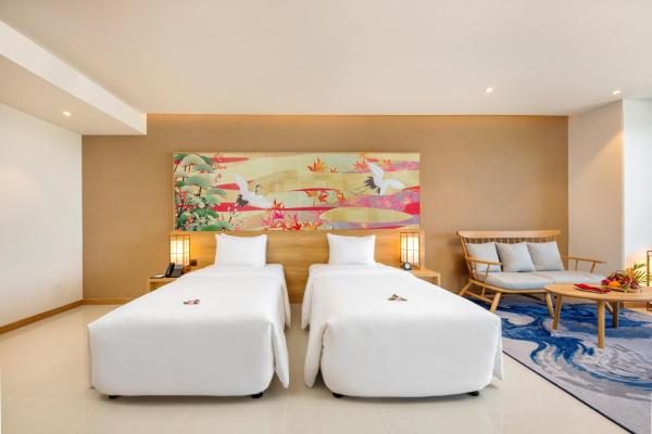 Special Offer – Deluxe Twin Room with Ocean View – Onsen & Water Park Inclusive