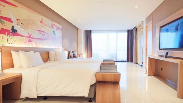 Special Offer – Premium Deluxe Twin Room with Ocean View