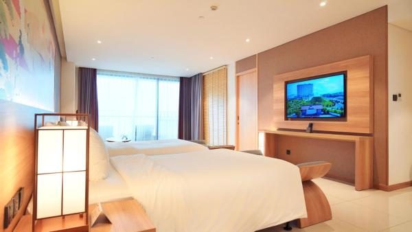 Special Offer – Premium Deluxe Twin Room with Ocean View