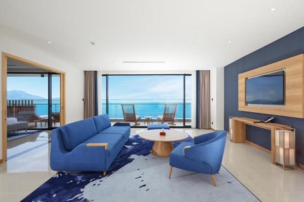 Special Offer – Ambassador Suite with Ocean View