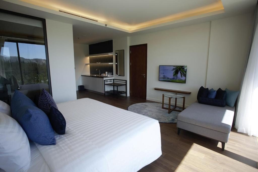 Phòng Deluxe Giường Đôi Với Ban Công và Tầm Nhìn Ra Biển
