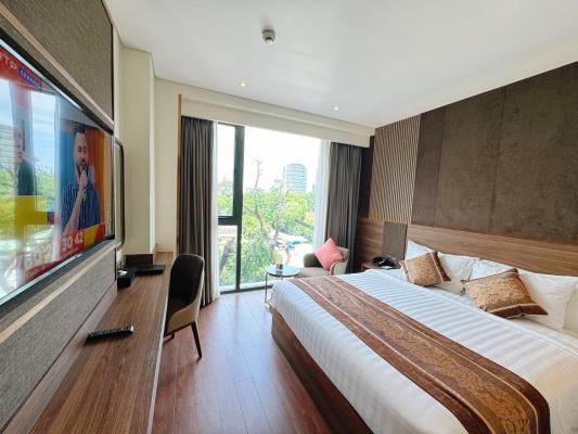 Premier City View – Included Afternoon Tea
