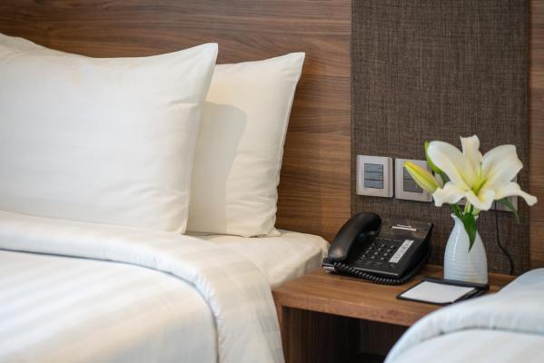 Deluxe Double Window – Included Afternoon Tea