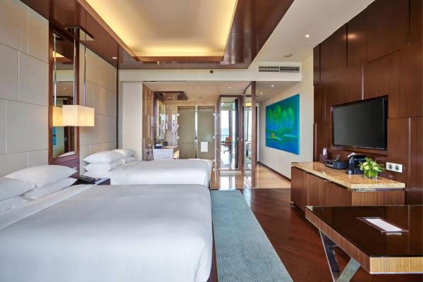 Executive Double Room, Executive lounge access, 2 Double
