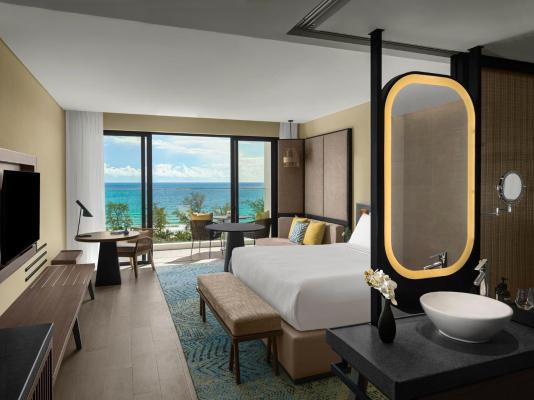 Oceanfront Premium King Room