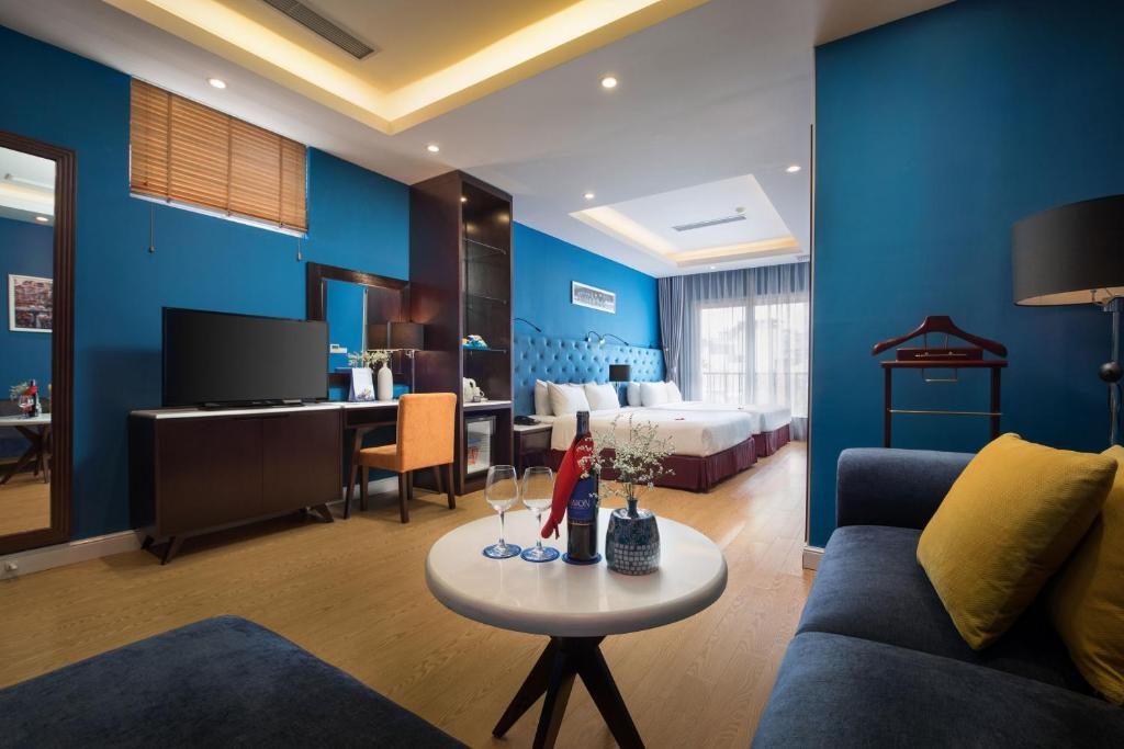 Suite Gia đình có Ban công và Tầm nhìn ra Thành phố
