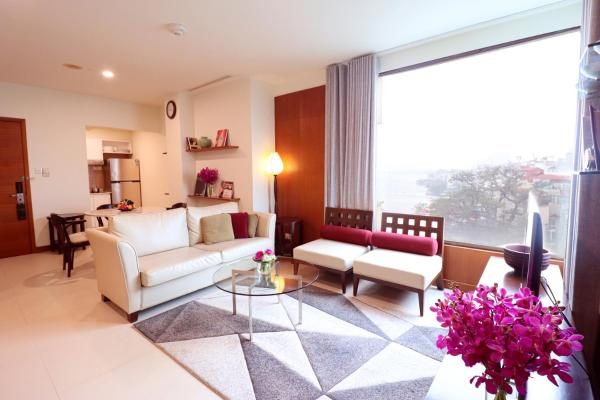 Suite Premier 1 Phòng Ngủ Kèm Dịch Vụ Dọn Phòng